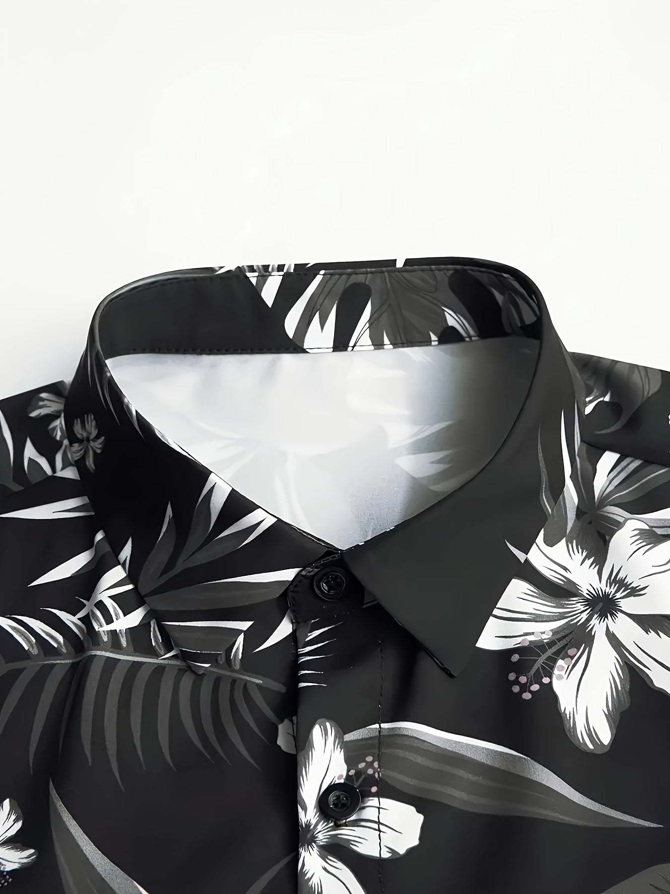 Men'S Summer Short-Sleeve Button-Up Shirt with Prints