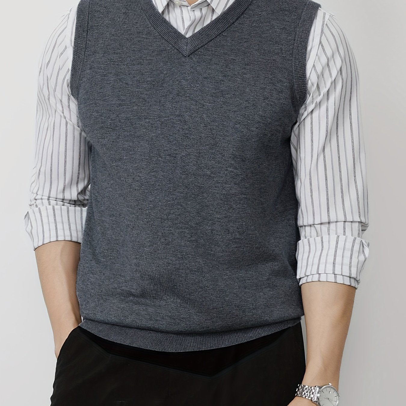 1pc Gilet sans manches en tricot à col en V uni pour homme - Pullover en polyester légèrement extensible pour le printemps\u002Fl'automne - Débardeur en tricot ajusté